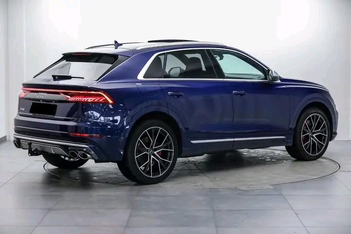 Audi SQ8