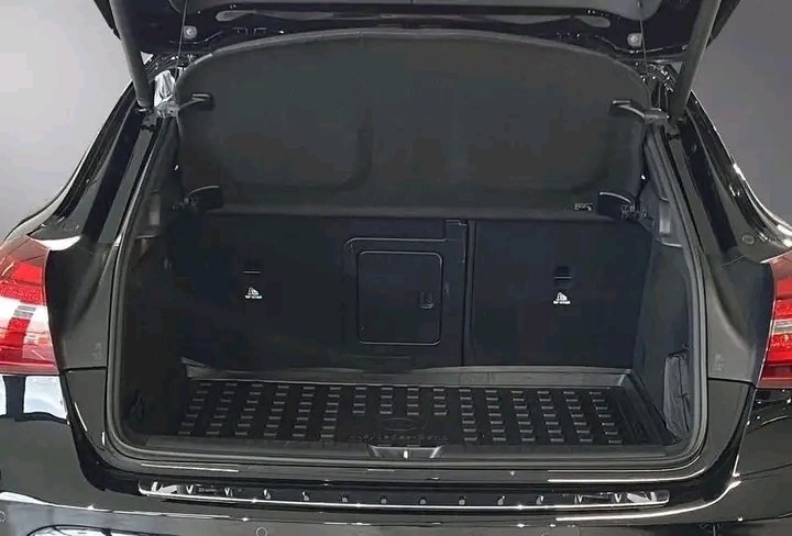 1000022757.jpg Mercedes-Benz GLA