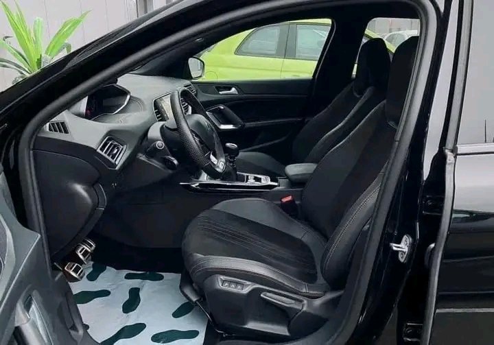 PEUGEOT 308 - GT-LINE