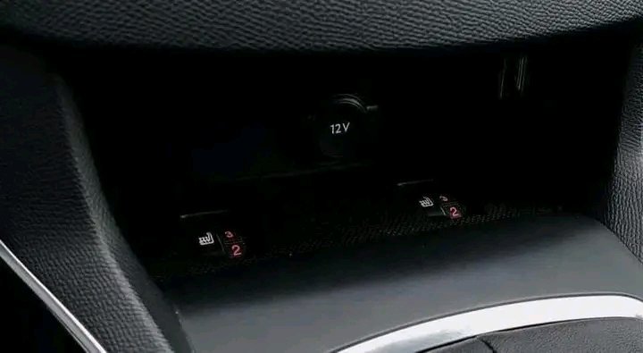 PEUGEOT 308 - GT-LINE