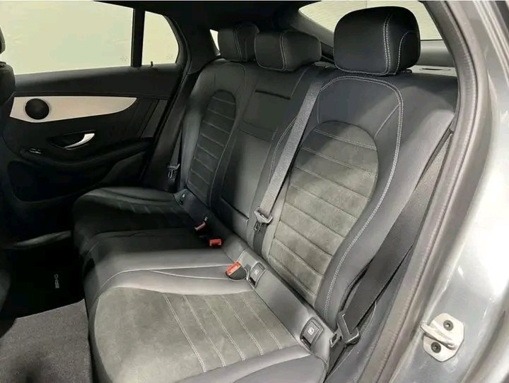 1000022793.jpg Mercedes-Benz GLC