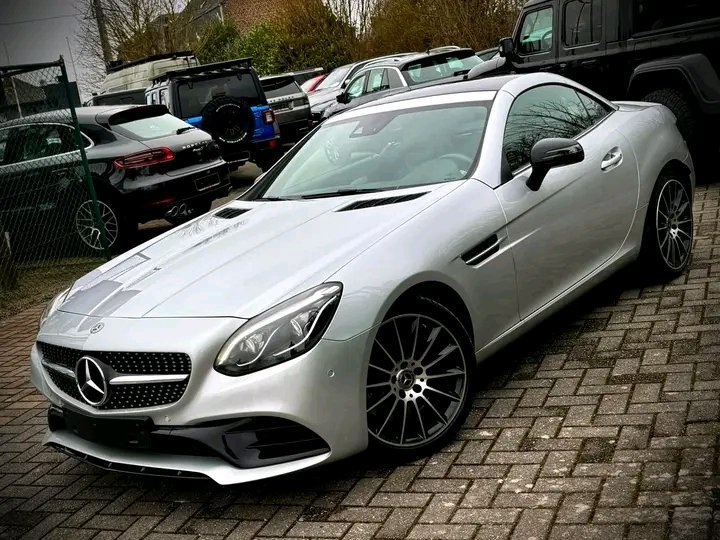 Mercedes-Benz SLC200