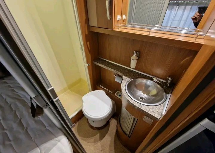 1000023084.jpg Hymer B 654 SL