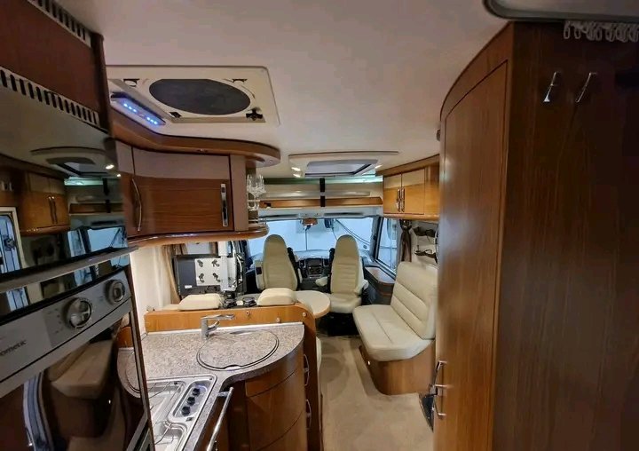 1000023087.jpg Hymer B 654 SL