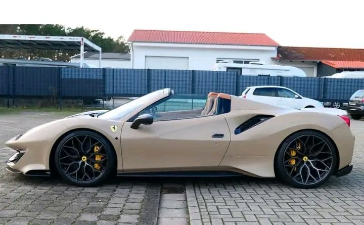 Ferrari 488 Pista Spider