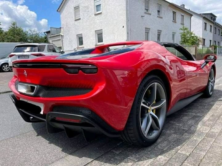 1000023552.jpg Ferrari 296 GTS Spider