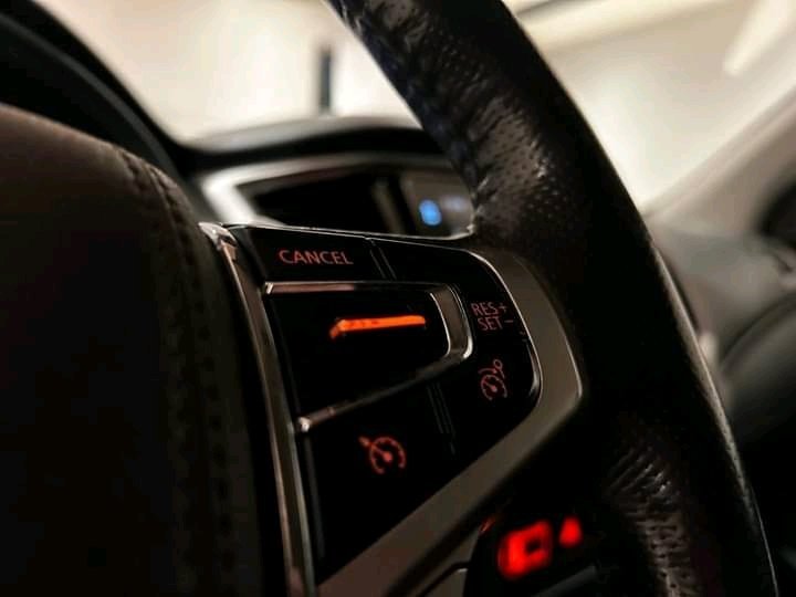 1000023620.jpg Mitsubishi L200