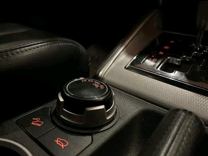 1000023626.jpg Mitsubishi L200