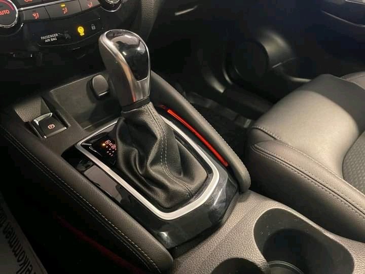 1000023881.jpg Nissan Qashqai