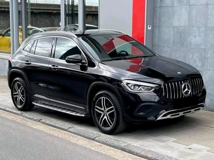 1000023886.jpg Mercedes-Benz GLA