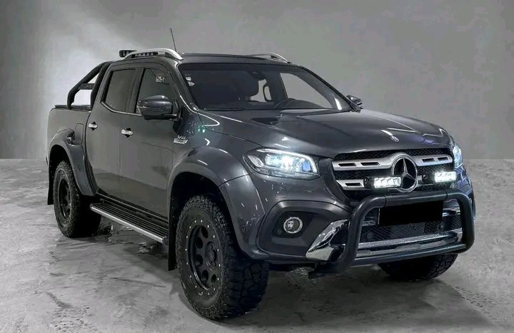 1000024213.jpg Mercedes-Benz X-Klasse