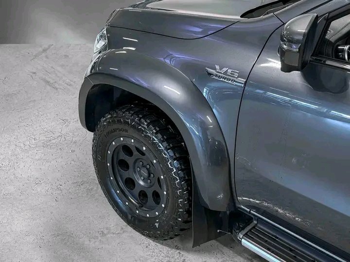 1000024217.jpg Mercedes-Benz X-Klasse