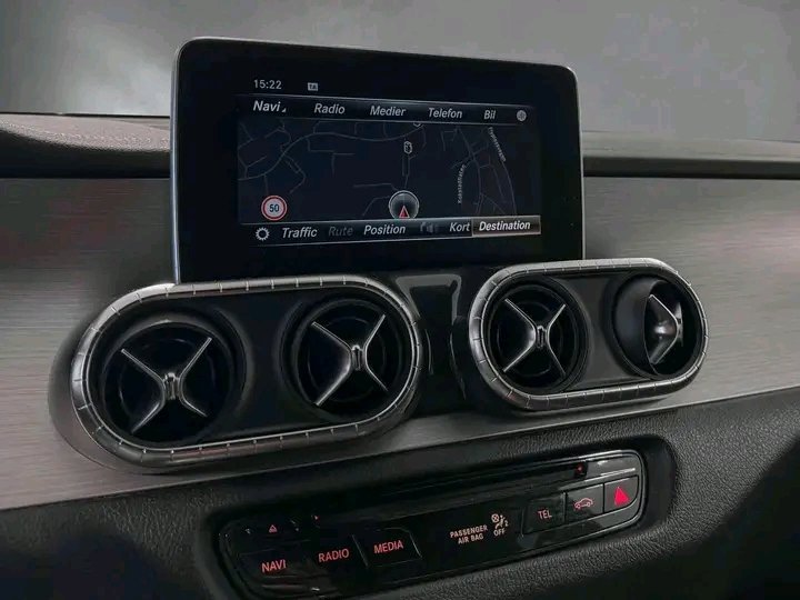 1000024225.jpg Mercedes-Benz X-Klasse