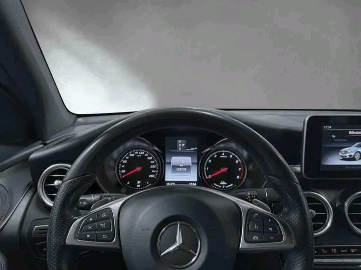 1000024376.jpg Mercedes-Benz GLC