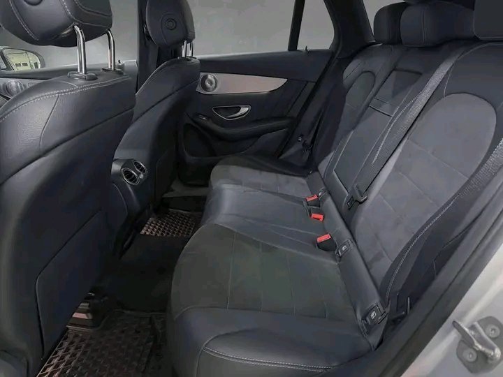 1000024384.jpg Mercedes-Benz GLC