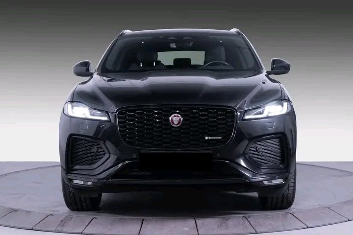1000024416.jpg Jaguar F-PACE