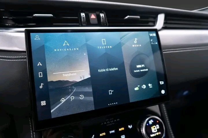 1000024430.jpg Jaguar F-PACE