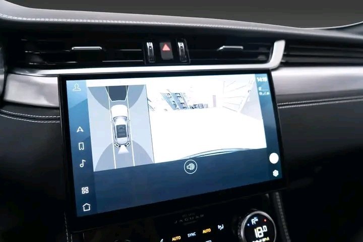 1000024432.jpg Jaguar F-PACE