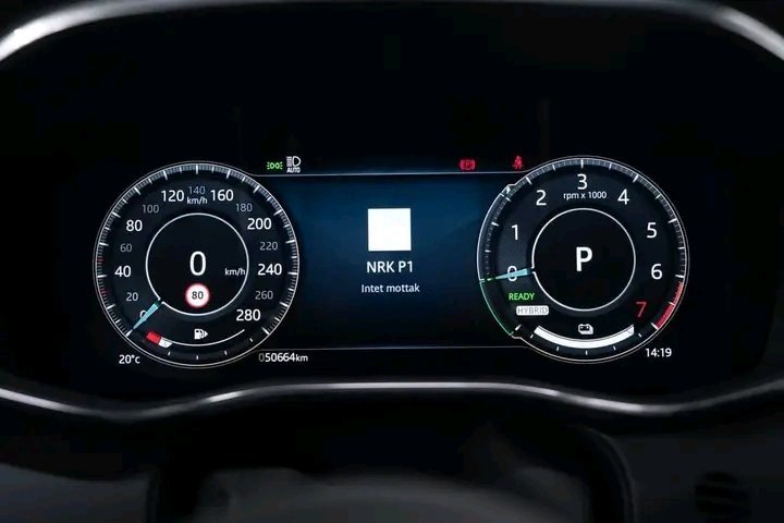 1000024434.jpg Jaguar F-PACE