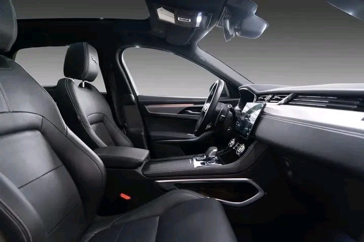 1000024442.jpg Jaguar F-PACE