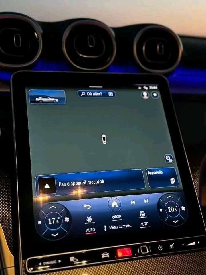 1000024456.jpg MERCEDES C220 4MATIC