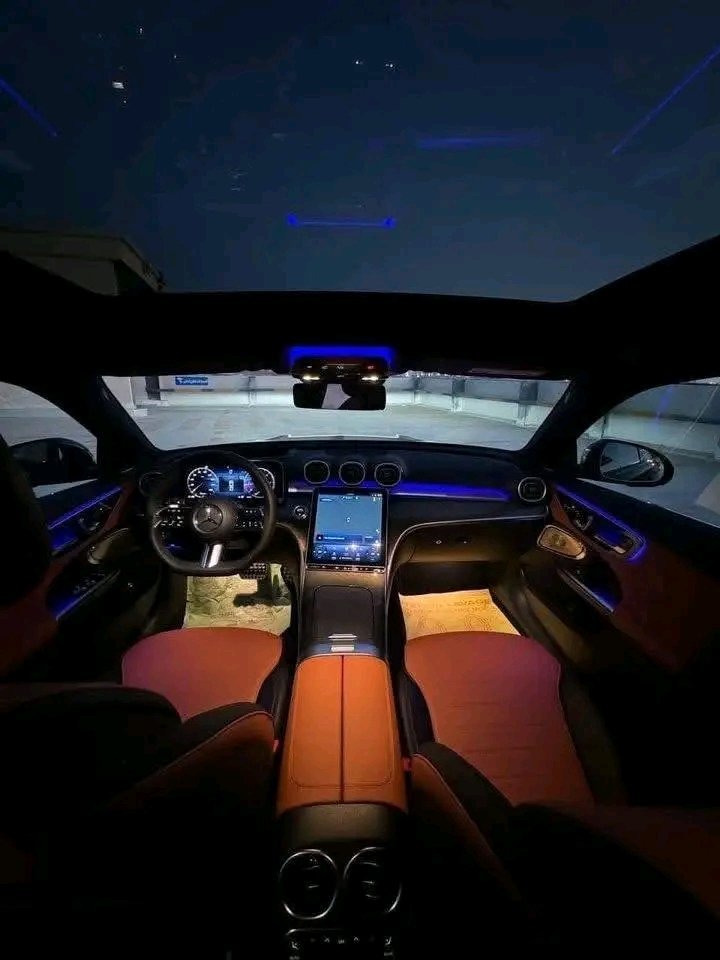 1000024465.jpg MERCEDES C220 4MATIC