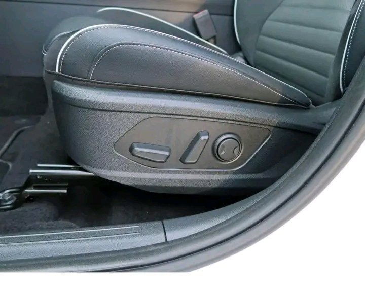 1000024710.jpg Kia SPORTAGE GT-Line