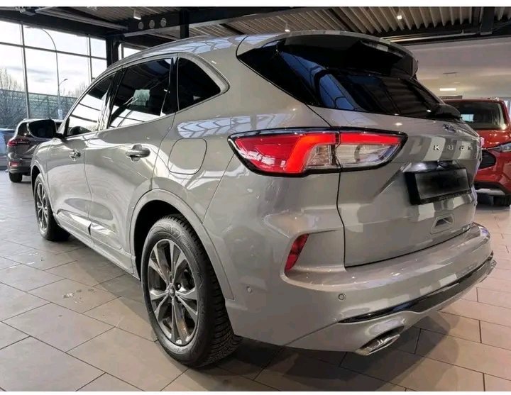 1000024731.jpg Ford Kuga FHEV