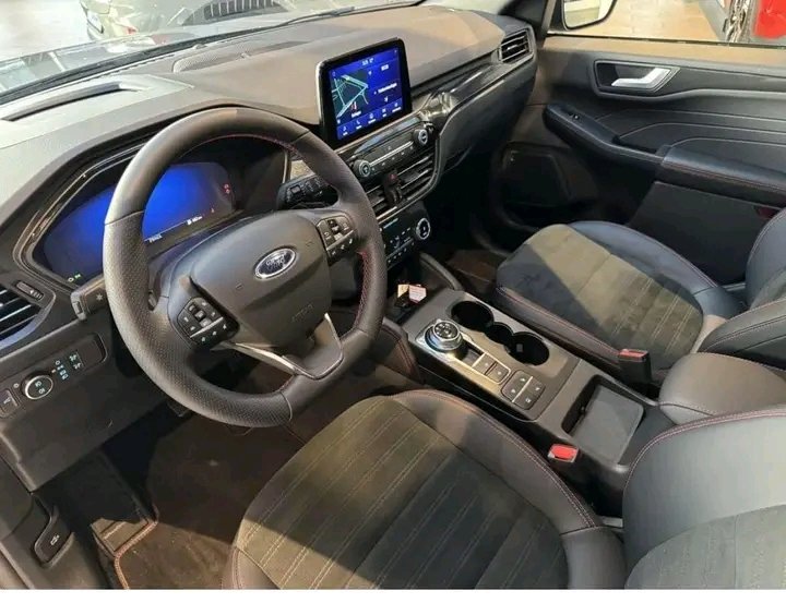 1000024733.jpg Ford Kuga FHEV