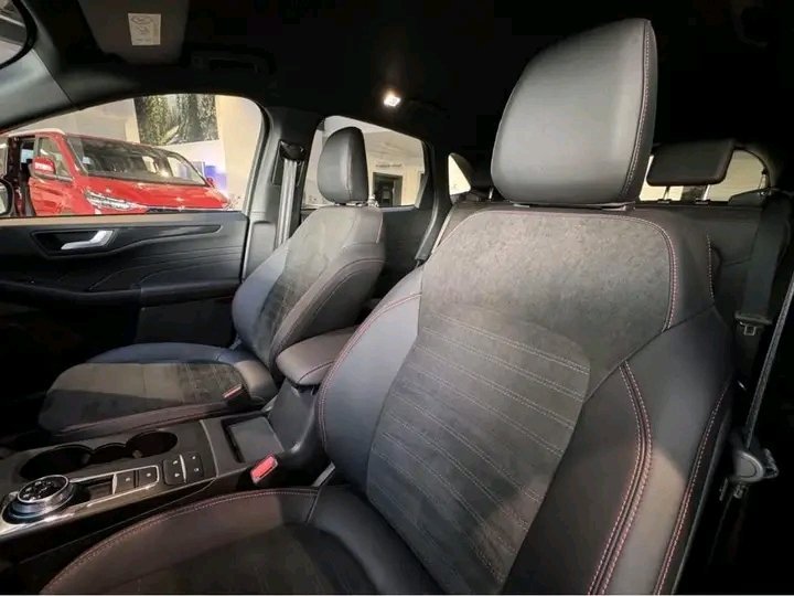 1000024734.jpg Ford Kuga FHEV