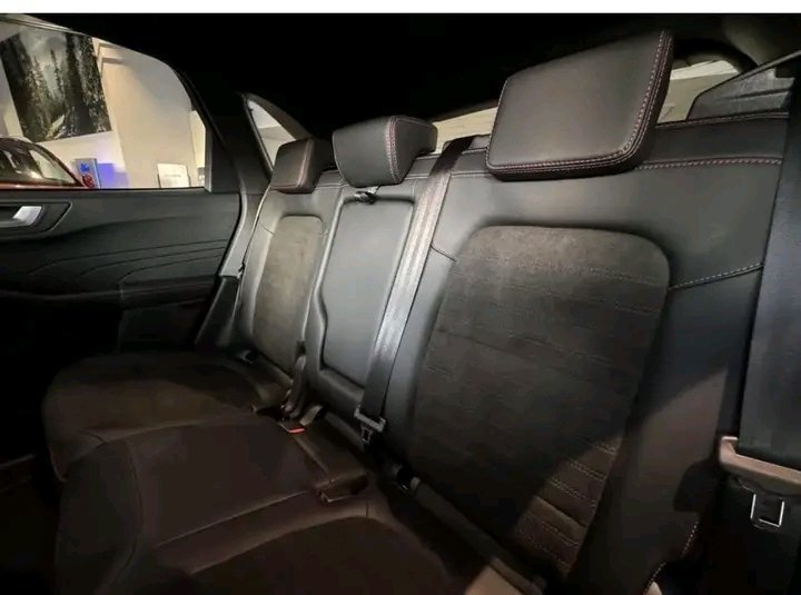 1000024736.jpg Ford Kuga FHEV