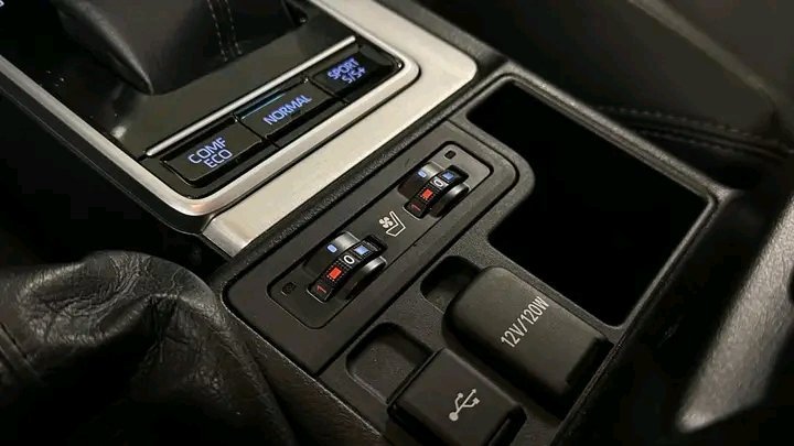 1000024846.jpg Toyota Land Cruiser