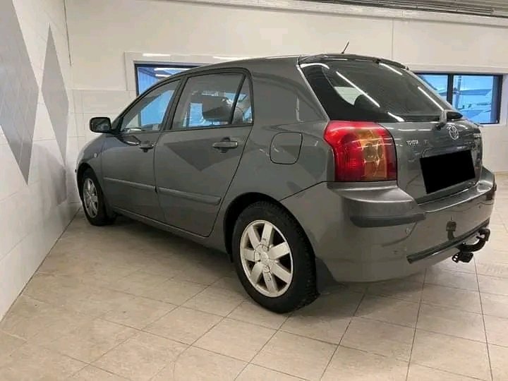 1000024901.jpg Toyota Corolla