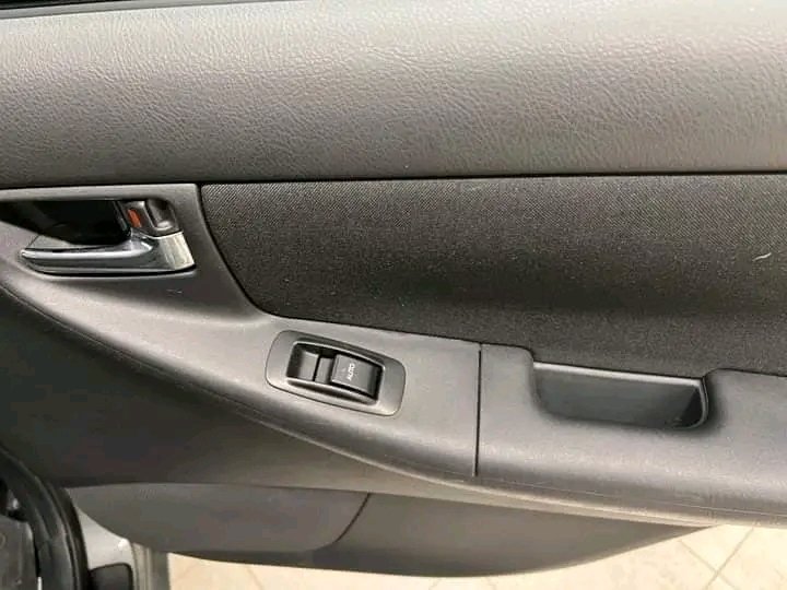 1000024906.jpg Toyota Corolla