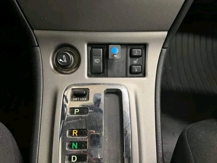 1000024913.jpg Toyota Corolla