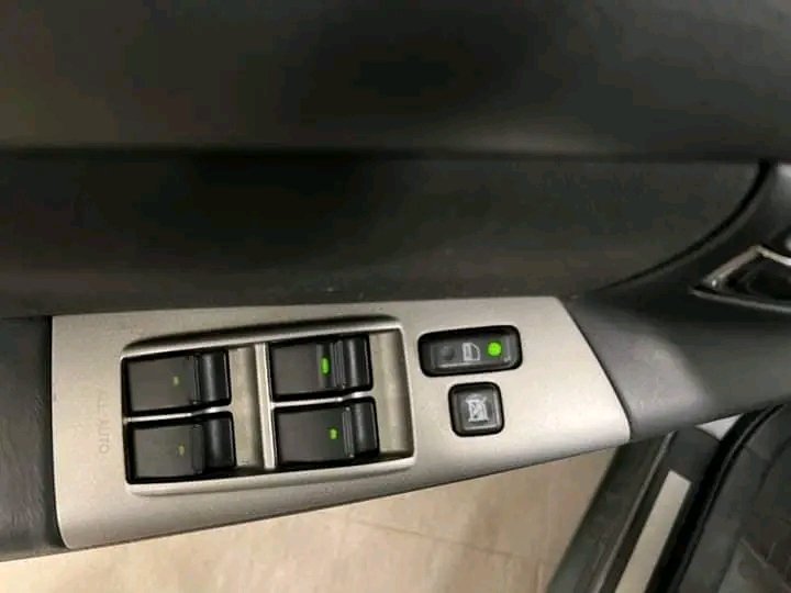 1000024916.jpg Toyota Corolla