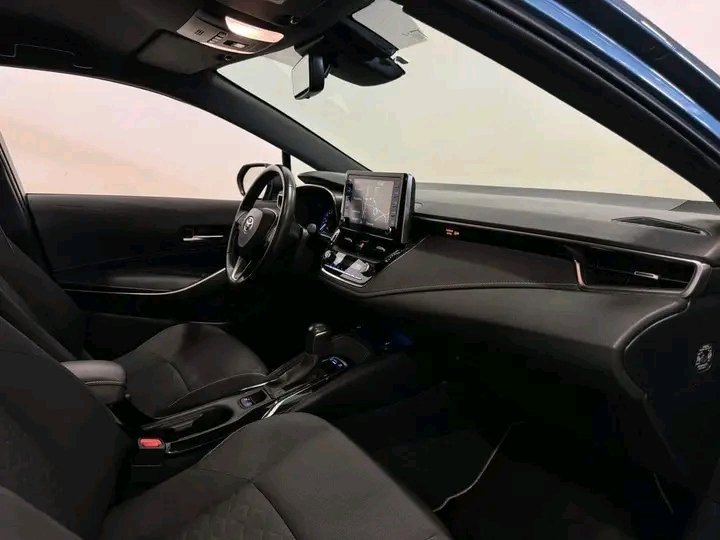 1000024928.jpg Toyota Corolla