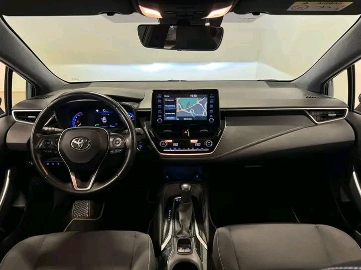 1000024933.jpg Toyota Corolla