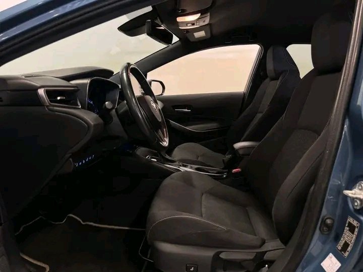 1000024935.jpg Toyota Corolla