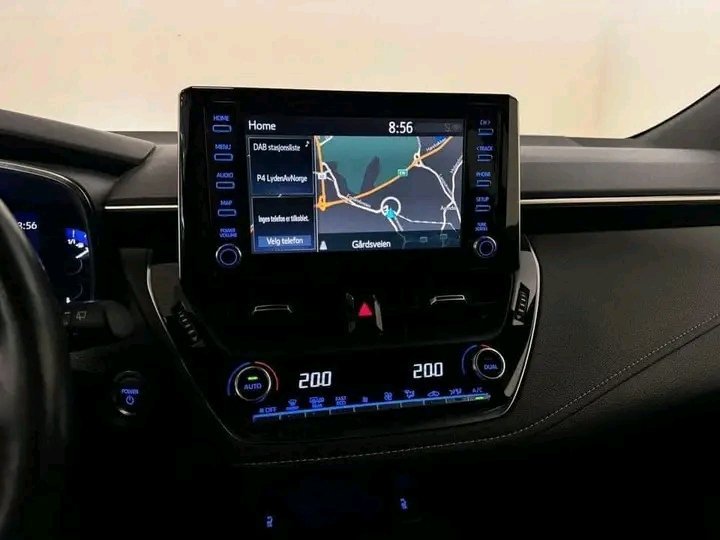 1000024940.jpg Toyota Corolla