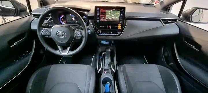 1000024947.jpg TOYOTA COROLLA HYBRID