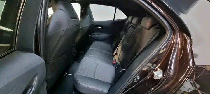 1000024948.jpg TOYOTA COROLLA HYBRID