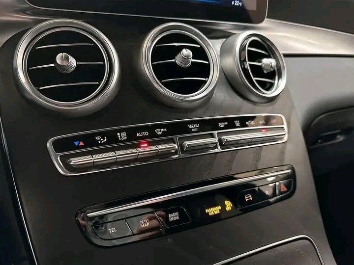 1000025160.jpg Mercedes-Benz GLC