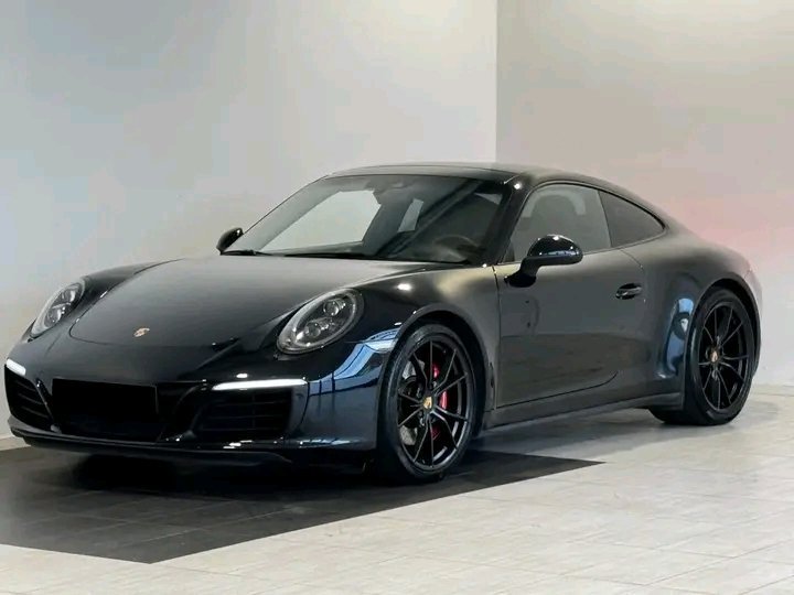 1000025179.jpg Porsche 911 CARERRA