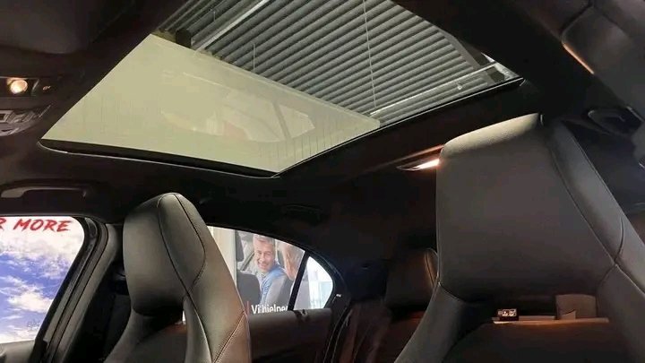 1000025219.jpg Mercedes-Benz A180