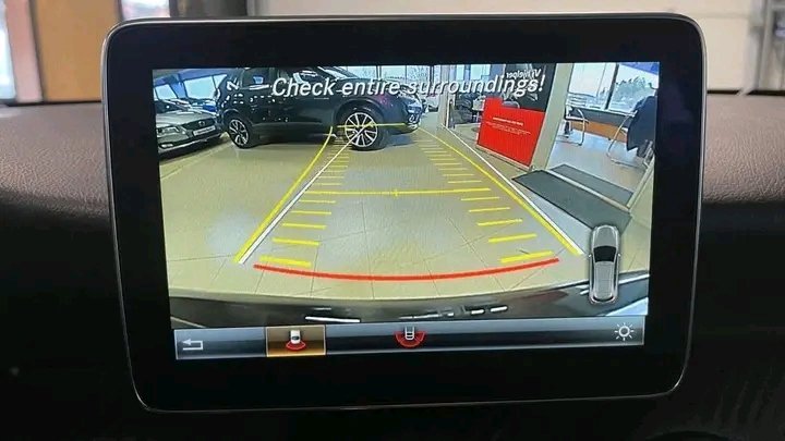 1000025223.jpg Mercedes-Benz A180