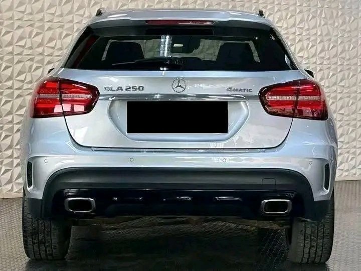 1000025530.jpg Mercedes-Benz GLA