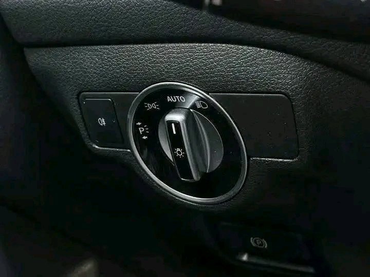 1000025537.jpg Mercedes-Benz GLA