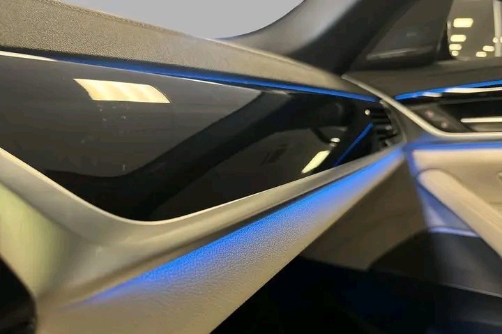 1000025685.jpg BMW 5-series