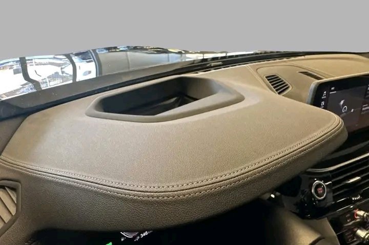 1000025687.jpg BMW 5-series